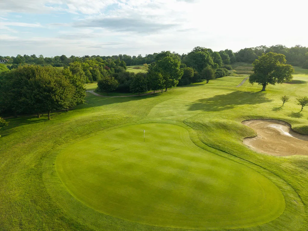 batchworth-park-golf-club-championship-green-aerial